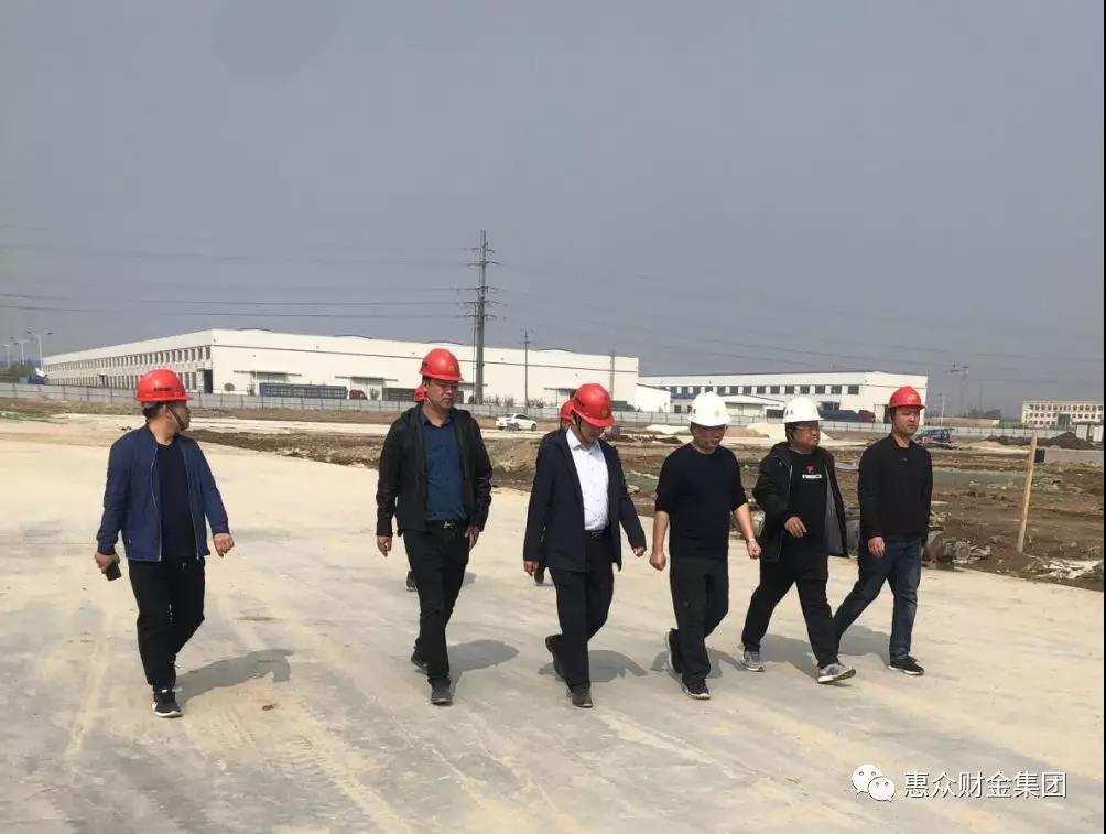 集團(tuán)公司董事長(zhǎng)谷春生深入建材公司、裝配式公司一線檢查指導(dǎo)工作(圖1)