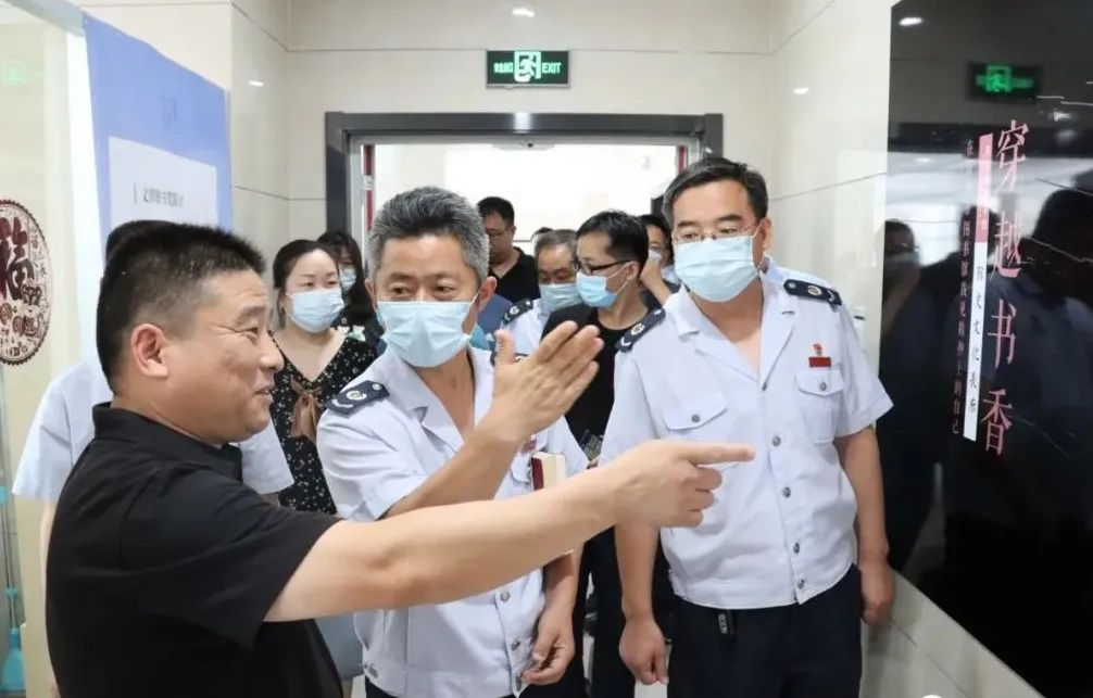 濱城區財稅黨建聯盟舉行“在知愛建提素質·書香喜迎二十大”主題活動暨第二次聯席會議(圖2)