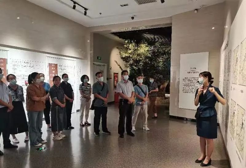 濱城區財稅黨建聯盟“在知愛建”見行動——走進濱州市博物館(圖3)